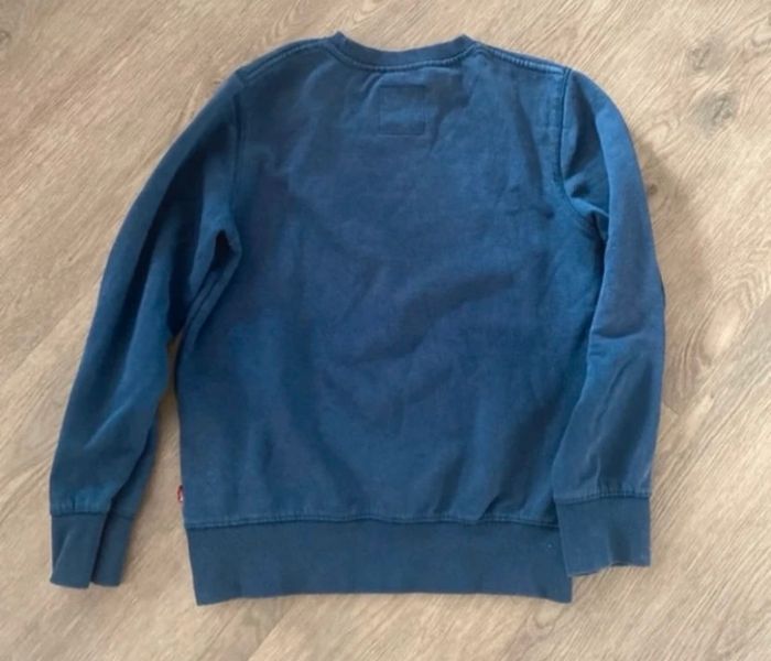 Pull Levi’s bleu marine et rouge - photo numéro 3