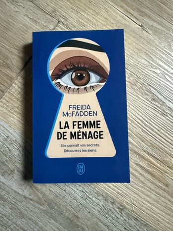 La femme de ménage  format poche