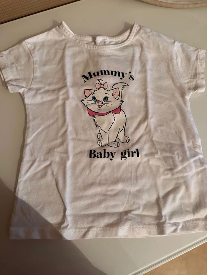 T-shirt taille 24mois disney