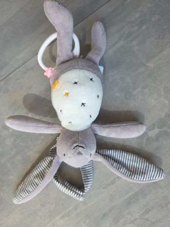 Doudou musicale lapin 🐰 Noukie's 
