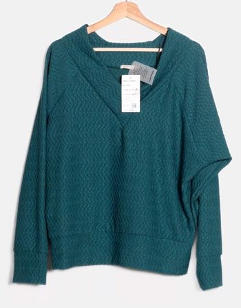 Pull femme Flores Muñoz – Taille M – Neuf avec étiquette