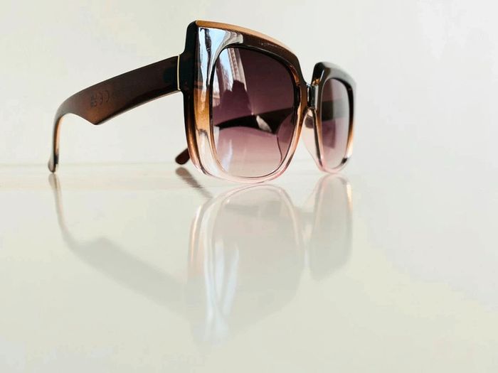 Lunette de soleil femme rectangulaire bordeaux et orange verres dégradés uvprotection catégorie 3 - photo numéro 2