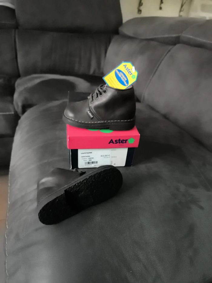 Chaussures cuir marron neuves