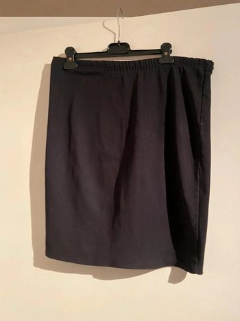 Jupe noir cotelé