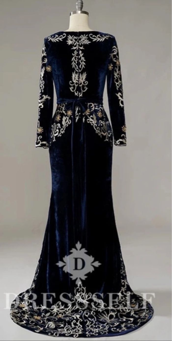 Robe sirène en velours, broderie orientales bleu marine - photo numéro 3