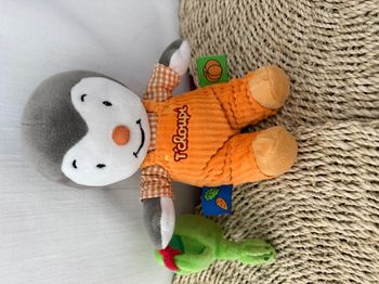 Doudou Tchoupi orange arrosoir vert NICOTOY