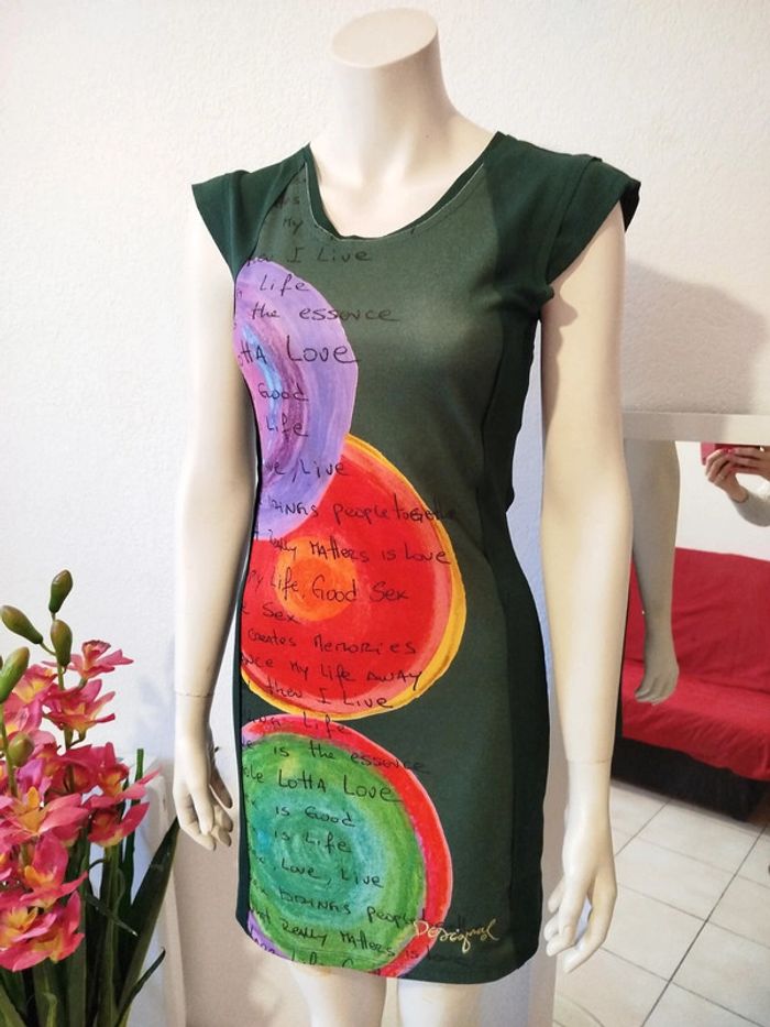 Robe verte Desigual coupe fourreaux printemps été - photo numéro 3