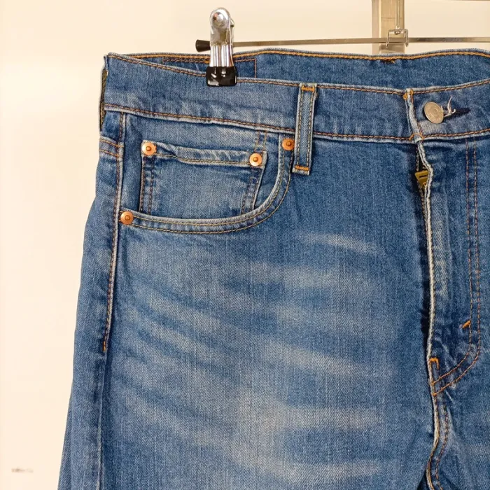 Jean Levi's 512 Slim Taper - Taille W33 L32 - Délavage bleu moyen A595 - photo numéro 3