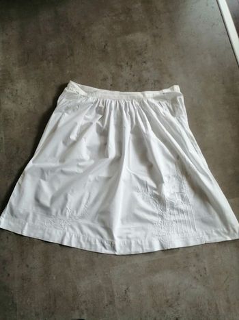 Jupe blanche brodée Alanari