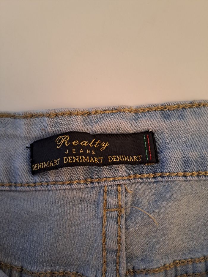 Short en jean avec dentelle - Marque Realty/Denimart - Taille 38 - Parfait état. - photo numéro 6