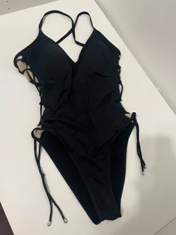 Maillot de bain 1 pièce noir Divine Paris Taille 40