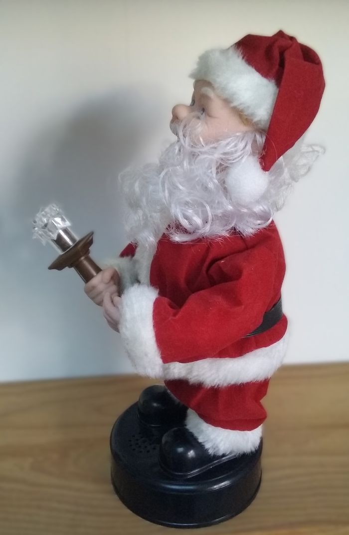Automate Père Noël musical - photo numéro 4
