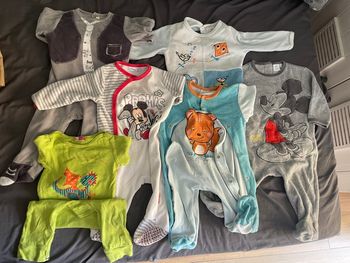 Lot de 6 pyjamas 12 mois - 74 cm