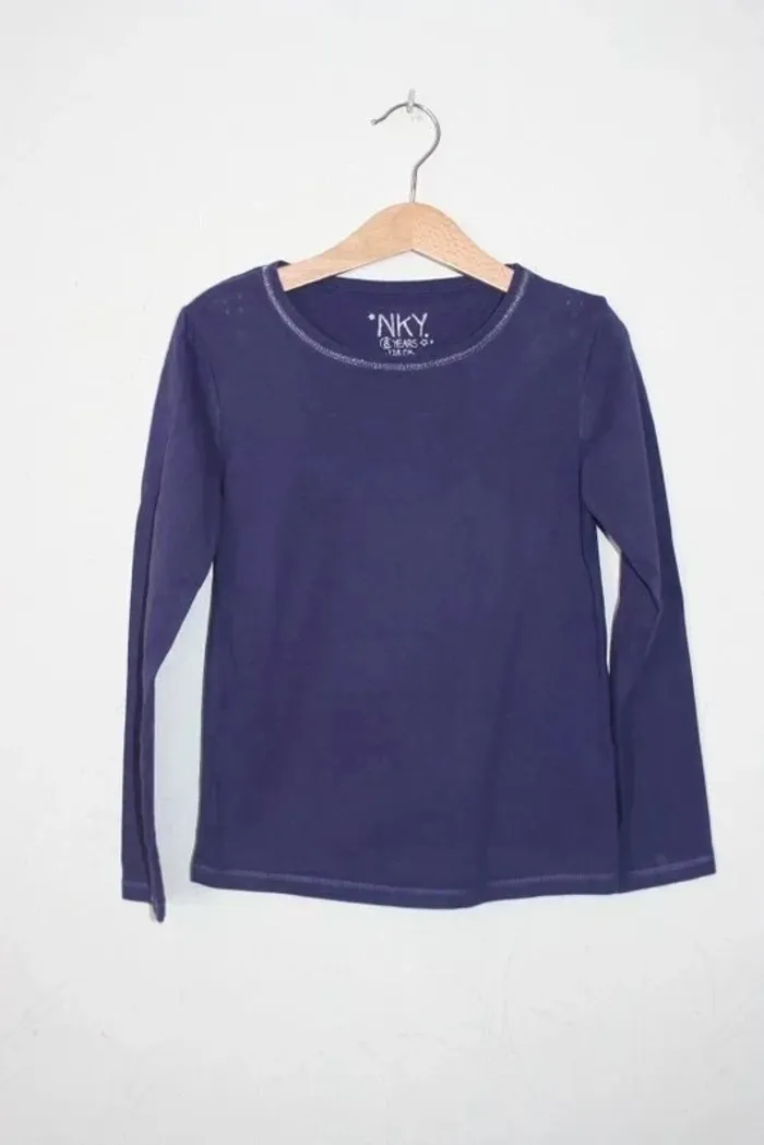 Tee-shirt Nky de chez Kiabi taille 8 ans
