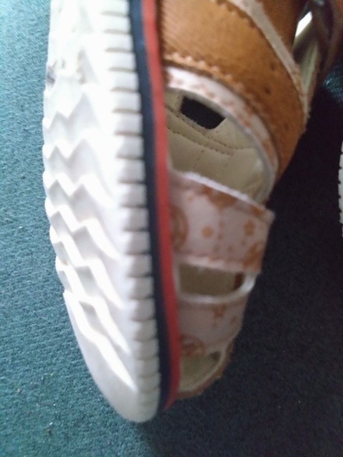 Nus pieds, taille 26 - photo numéro 3