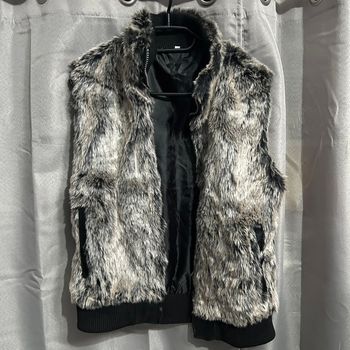 Veste sans manche magnifique, douce - 40/L