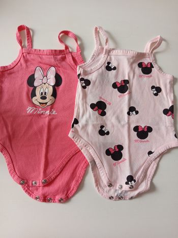 Lot de 2 bodies bébé Minnie Mouse (Disney) – taille ?