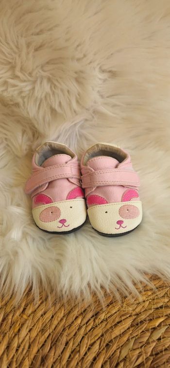 Paire de basket anti dérapant taille 18