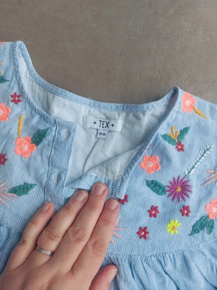 Blouse tex 11-12 ans - photo numéro 2