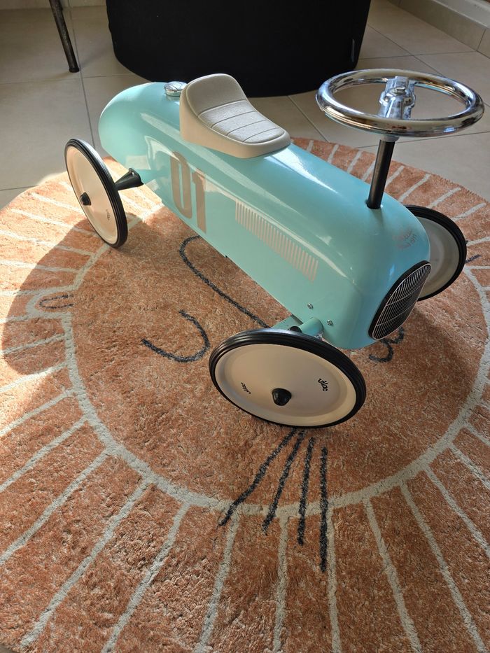 Voiture vintage bleu - photo numéro 2