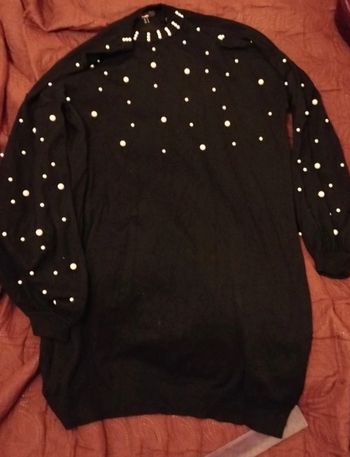 Robe pull noir Jennyfer avec perles blanches