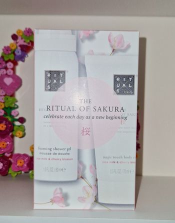 Coffret rituals soins corps collection ritual of Sakura neuf