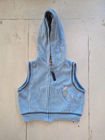 Sweat zippé sans manches