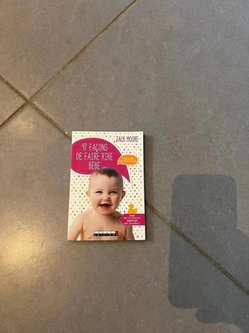 Livre: 97 façons de faire rire bébé - Leduc.s Editions