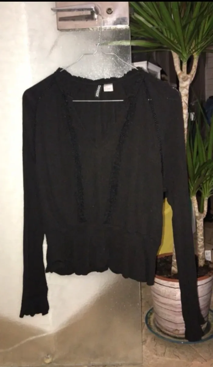 Blouse noir H&M - photo numéro 2