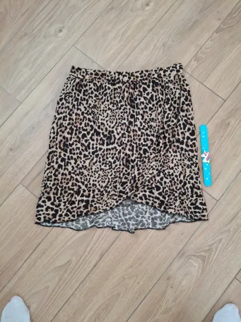 Jupe léopard taille L Neuve