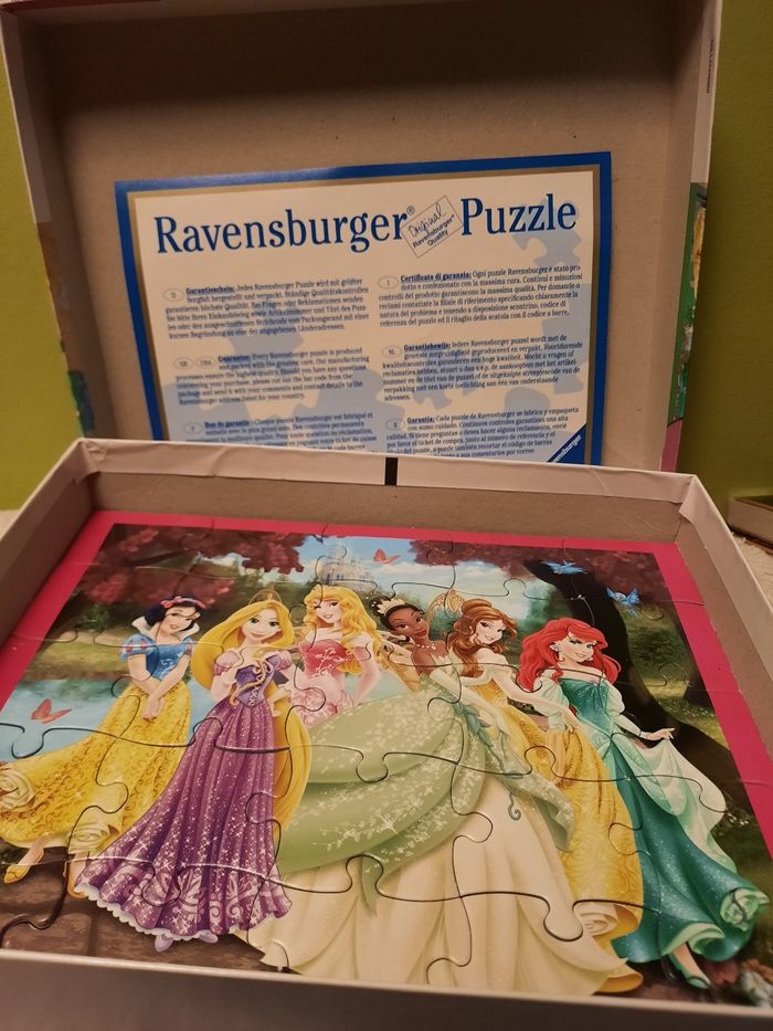 2 puzzles Princesses Disney - photo numéro 2