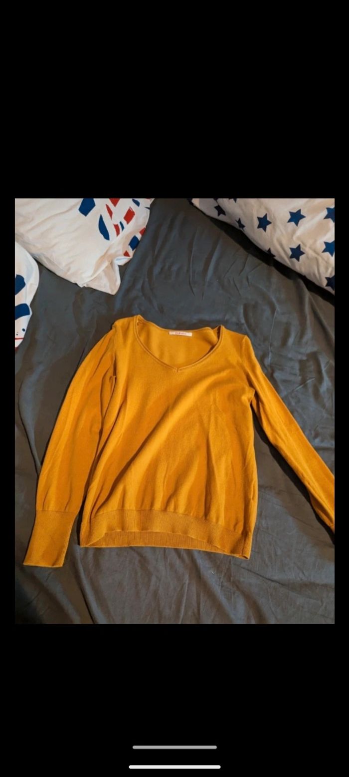 Pull moutarde