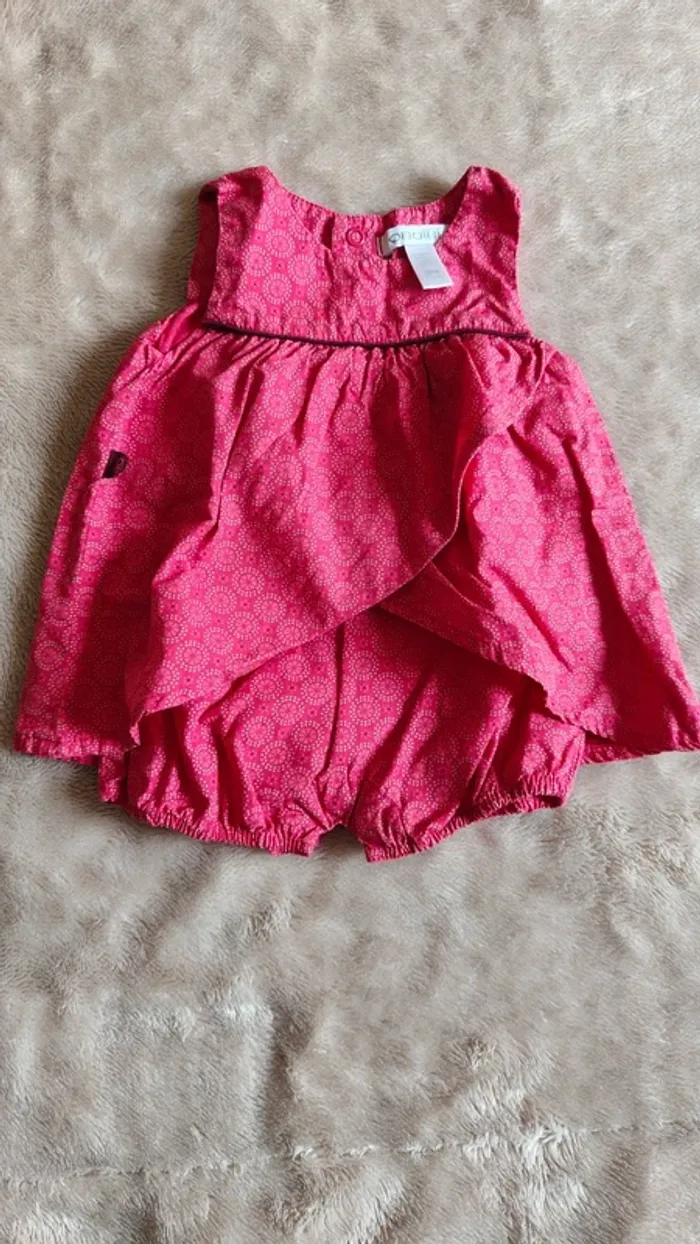 Robe 1 mois