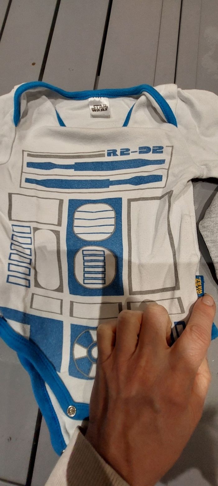 Lot de 2 body 12 18 mois star wars - photo numéro 2