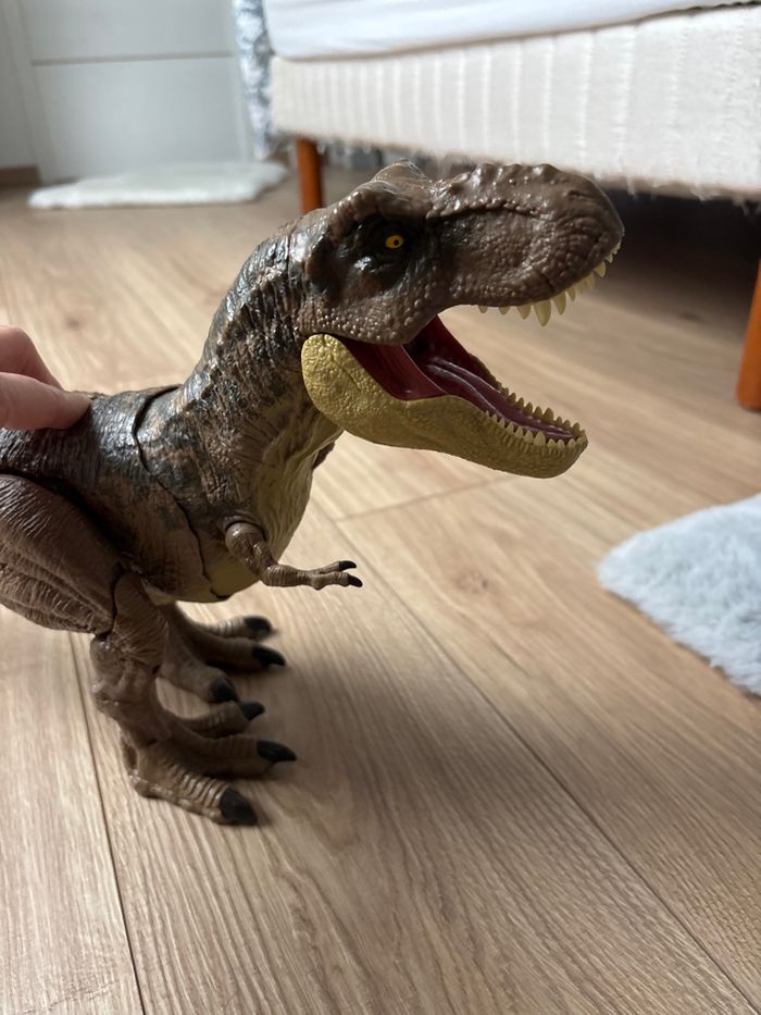 Dinosaure Jurassic World - photo numéro 4