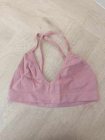 Brassière neuve rose taille s