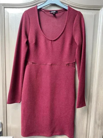 Robe bordeaux Jennifer taille M