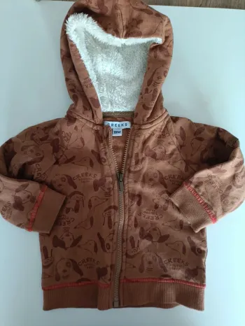 Veste Creeks