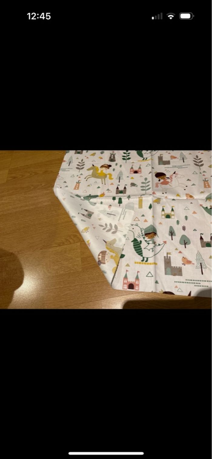 Morceau de tissu chevalier princesse dragon 56*45cm neuf - photo numéro 4