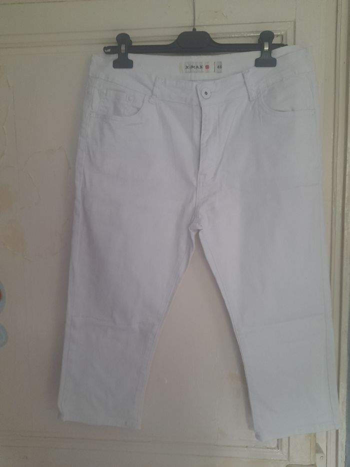 Pantacourt blanc, marque X-MAX, taille 46