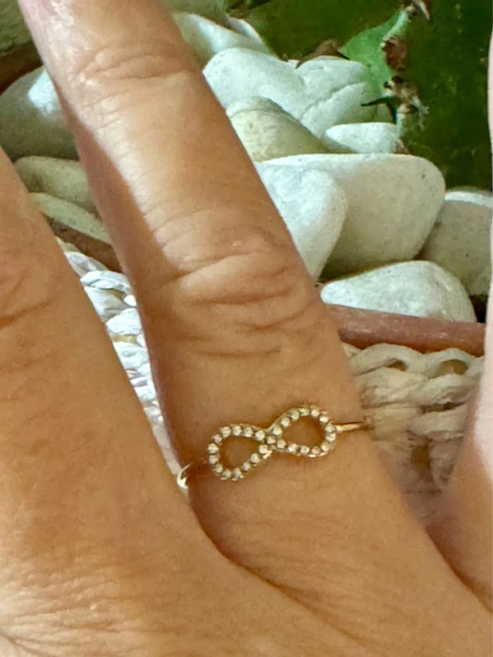 Bague réglable infini acier inoxydable or et zircons - photo numéro 6