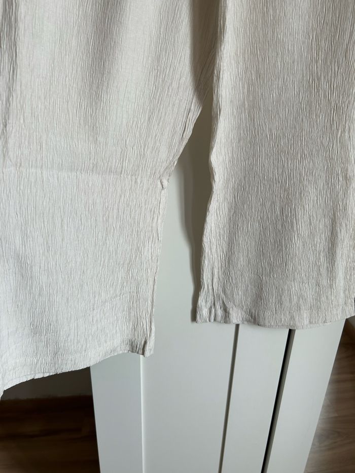 Pantalon large plissé beige uni Stradivarius Taille M - photo numéro 4