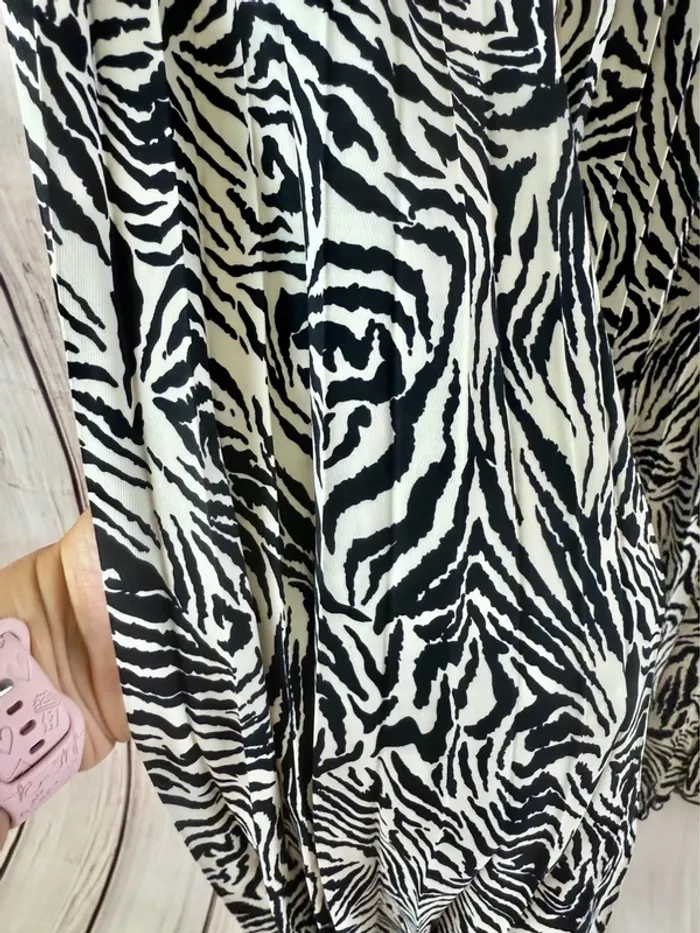Jupe longue chic et élégante plissée légère et fluide Papillonne - L - motif zèbre - photo numéro 3