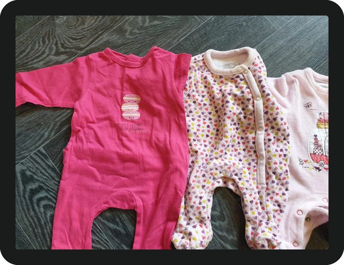 lot de 4 pyjamas Naissance fille dont 2 de marque Orchestra - photo numéro 2