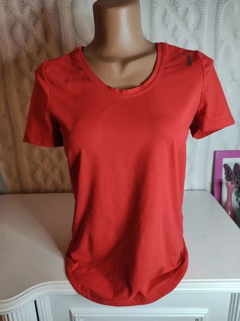 T-shirt Reebok coupe femme taille S