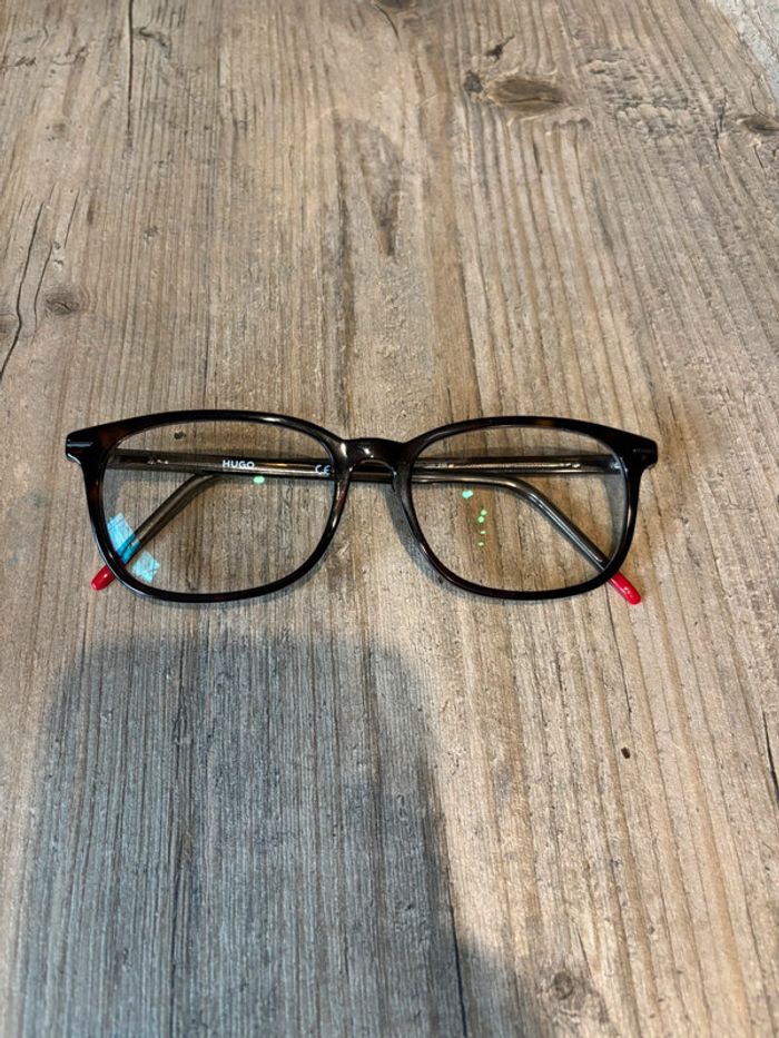 Lunettes Hugo boss - photo numéro 3