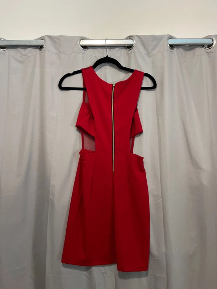 Robe rouge - photo numéro 2