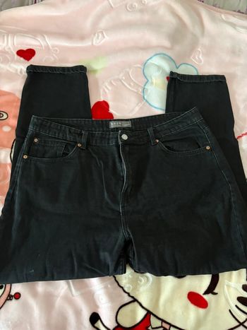 Jeans noir coupe droite