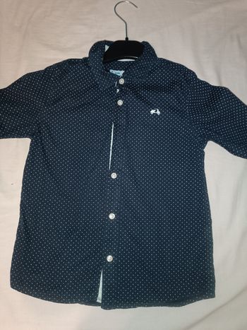 Chemise bleu marine motif blanc