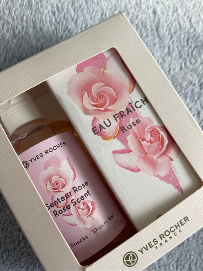Coffret parfum eau fraîche rose + gel douche yves rocher - photo numéro 2
